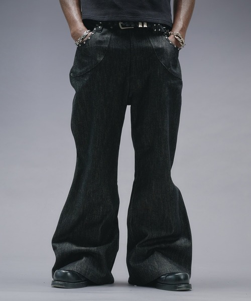 ANDER HUNK(アンダーハンク)の「Studs Design Rigid Flare Denim / スタッズデザインリジットフレアデニム(デニムパンツ・メンズ・インディゴブルー/ブラック/ブラック系その他・MEDIUM/LARGE/SMALL)」の7枚目の写真