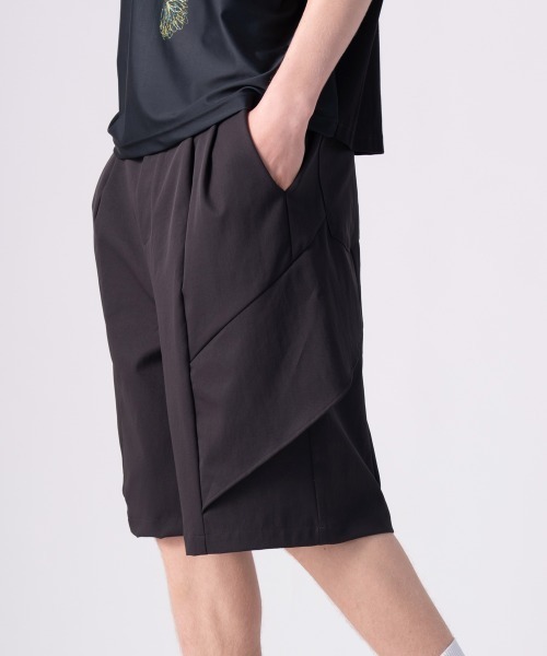 rehacer(レアセル)の「rehacer : Tactical Wave Shorts / タクティカル ウエーブ ショーツ(その他パンツ・メンズ・グレイッシュベージュ/スミクロ・SMALL/MEDIUM/LARGE)」の6枚目の写真