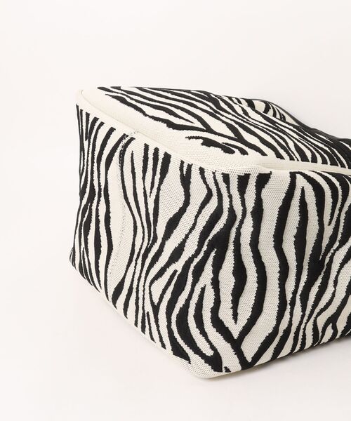 Scrap Book（スクラップブック）の「【MARCO MASI】ゼブラトート（トートバッグ・レディース・ホワイト系その他・FREE）」の3枚目の写真