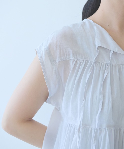 yuni(ユニ )の「100/1C Cu cap sleeves gather blouse(シャツ/ブラウス・レディース・グレー/ブラック・FREE)」の13枚目の写真