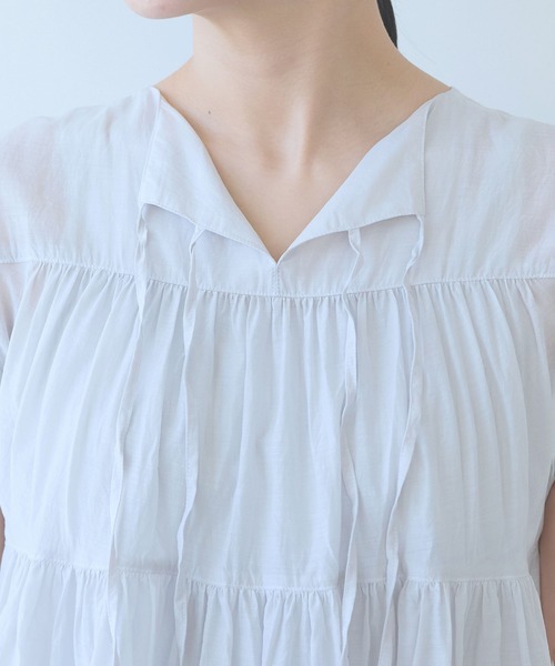 yuni(ユニ )の「100/1C Cu cap sleeves gather blouse(シャツ/ブラウス・レディース・グレー/ブラック・FREE)」の12枚目の写真