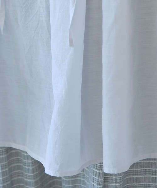 yuni(ユニ )の「100/1C Cu cap sleeves gather blouse(シャツ/ブラウス・レディース・グレー/ブラック・FREE)」の14枚目の写真