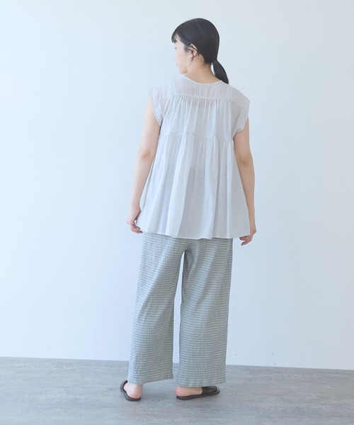 yuni(ユニ )の「100/1C Cu cap sleeves gather blouse(シャツ/ブラウス・レディース・グレー/ブラック・FREE)」の3枚目の写真