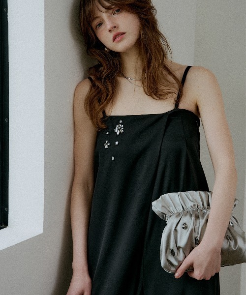 LE'RURE（リルアー）の「Larm bijou satin bag（ハンドバッグ・レディース・グレー/ブラック・FREE）」の12枚目の写真