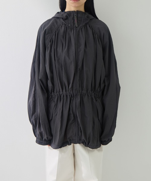 TODAYFUL（トゥデイフル）の「[TODAYFUL/トゥデイフル]Nylon Gather Blouson（ブルゾン・レディース・グレー/オフホワイト・36/38）」の19枚目の写真