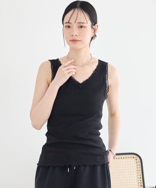 earth music&ecology(アースミュージックアンドエコロジー)の「前後2WAYレースタンクトップ(タンクトップ・レディース・ブラック/アイボリー・FREE)」の4枚目の写真