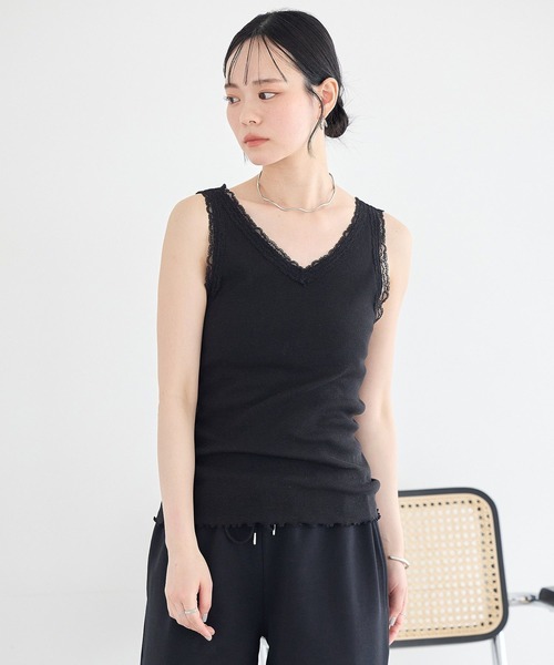 earth music&ecology(アースミュージックアンドエコロジー)の「前後2WAYレースタンクトップ(タンクトップ・レディース・ブラック/アイボリー・FREE)」の6枚目の写真