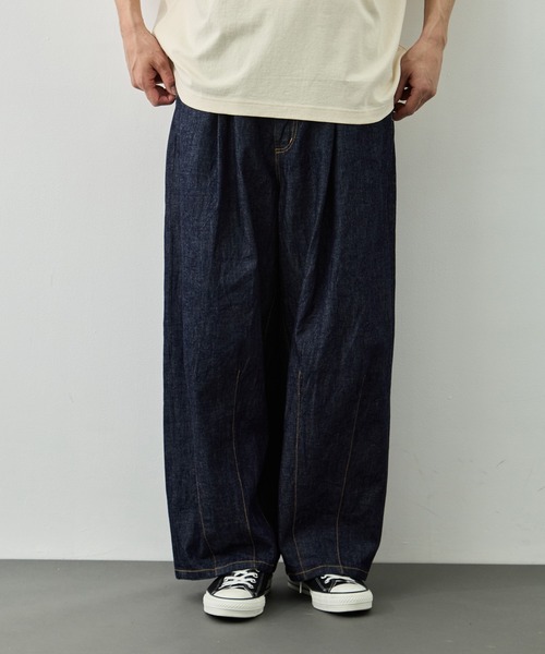 is-ness(イズネス)の「【is-ness/イズネス】5-Pocket Balloon Pants (Enzyme Wash)(デニムパンツ・メンズ・ダークインディゴブルー/ブルー・L/M)」の1枚目の写真