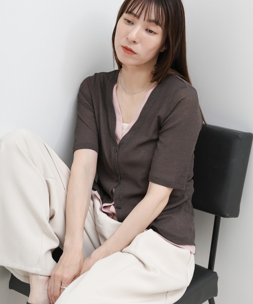 select MOCA(セレクトモカ)の「シアーテレコレイヤードデザイントップス(カーディガン/ボレロ・レディース・チャコールグレー/ブラック/オフホワイト・FREE)」の3枚目の写真