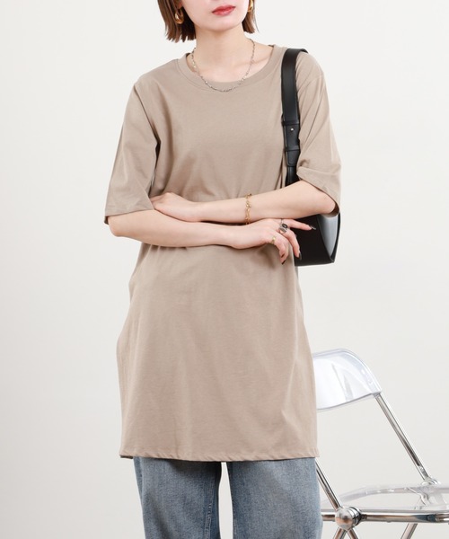 FUNALIVE(ファンアライブ)の「5分袖サイドスリットロングTシャツ(Tシャツ/カットソー・レディース・モカ/ブラック/カーキ/グレイッシュベージュ/オフホワイト・F)」の7枚目の写真