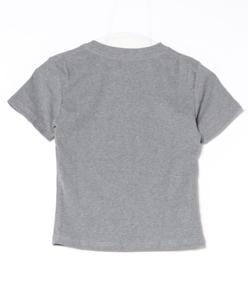 aremoi(アレモイ)の「ロゴグラフィック コンパクトTシャツ(Tシャツ/カットソー・レディース・グレー・SMALL/MEDIUM/LARGE)」の2枚目の写真