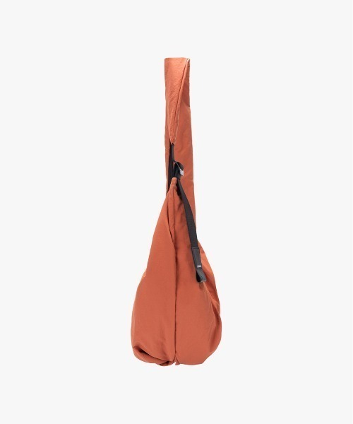 Cote&Ciel(コートエシエル)の「【cote&ciel/コートエシエル】 Hyco S Smooth Terracotta(ショルダーバッグ・メンズ・テラコッタ・FREE)」の4枚目の写真