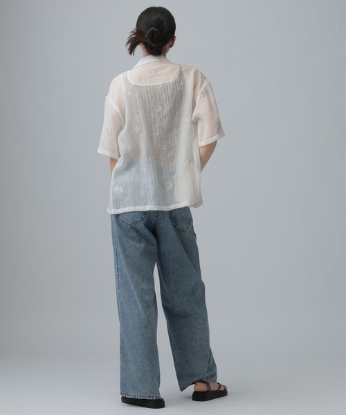 LEPSIM（レプシィム）の「刺繍ワッシャー開襟シャツ　666477（シャツ/ブラウス・レディース・ブラック/ライトベージュ/オフホワイト・FREE）」の7枚目の写真