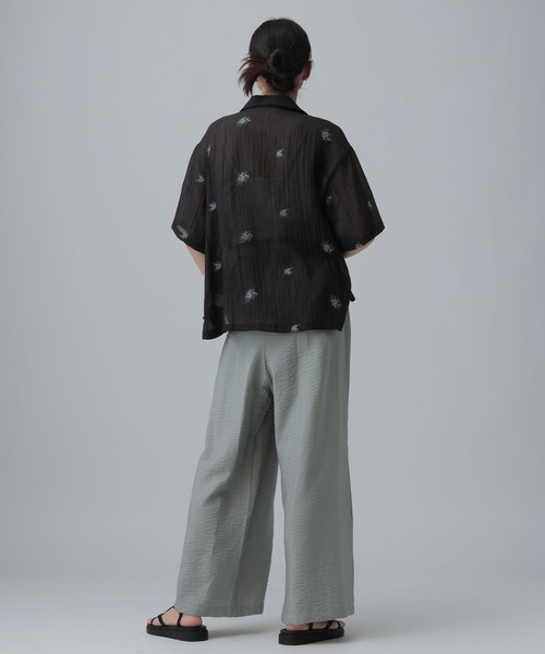 LEPSIM（レプシィム）の「刺繍ワッシャー開襟シャツ　666477（シャツ/ブラウス・レディース・ブラック/ライトベージュ/オフホワイト・FREE）」の13枚目の写真