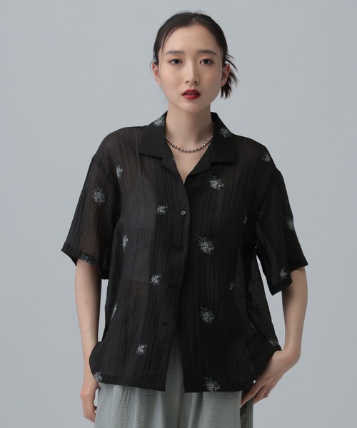 LEPSIM（レプシィム）の「刺繍ワッシャー開襟シャツ　666477（シャツ/ブラウス・レディース・ブラック/ライトベージュ/オフホワイト・FREE）」の16枚目の写真