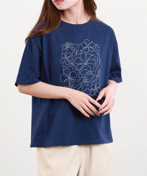 BARNDOOR(バーンドア)の「20/-天竺 お花 刺繍T 26SS 半袖(Tシャツ/カットソー・レディース・ネイビー系2/ブラック系1/ネイビー系1/ホワイト系2/ホワイト系1/ブラック系2・FREE)」の6枚目の写真
