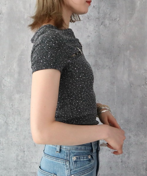 CECIL McBEE(セシルマクビー)の「フロントリボンチャームコンパクトTシャツ(Tシャツ/カットソー・レディース・ブラック・FREE)」の5枚目の写真