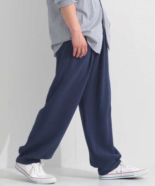 OMNES(オムネス)の「メンズダブルガーゼイージーコクーンパンツ(その他パンツ・メンズ・チャコールグレー/ブラック/ネイビー・LARGE/MEDIUM)」の1枚目の写真
