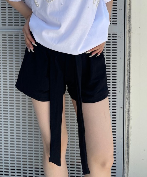 ROGER AND RAW(ロジャーアンドロウ)の「腰巻きフェイクレイヤードショートパンツ(その他パンツ・レディース・ブラック/グレー/ホワイト×ブラック・FREE)」の12枚目の写真