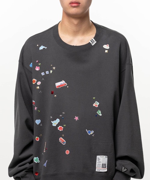 Maison MIHARA YASUHIRO(メゾンミハラヤスヒロ)の「Kids Sticker Printed Sweatshirt(スウェット・メンズ・ブラック・44/46)」の2枚目の写真