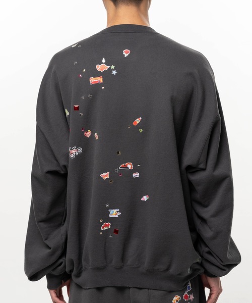 Maison MIHARA YASUHIRO(メゾンミハラヤスヒロ)の「Kids Sticker Printed Sweatshirt(スウェット・メンズ・ブラック・44/46)」の3枚目の写真