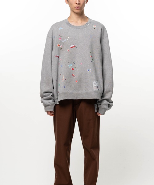 Maison MIHARA YASUHIRO(メゾンミハラヤスヒロ)の「Kids Sticker Printed Sweatshirt(スウェット・メンズ・ブラック・44/46)」の4枚目の写真
