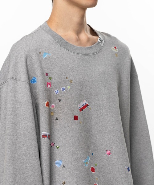 Maison MIHARA YASUHIRO(メゾンミハラヤスヒロ)の「Kids Sticker Printed Sweatshirt(スウェット・メンズ・ブラック・44/46)」の11枚目の写真