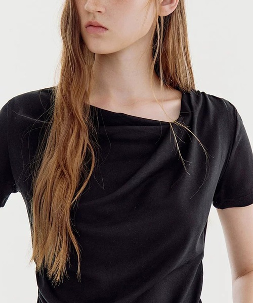 Fano Studios(ファノ ストゥディオズ)の「ドレープギャザー トップス FX26S464【Fano Studios】【2026SS】(Tシャツ/カットソー・レディース・ブラック・S/M)」の10枚目の写真