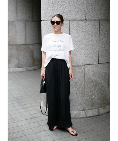 BeBeoD(べベッド)の「レースフリルロゴTシャツ(Tシャツ/カットソー・レディース・ブラック/ホワイト・フリー)」の5枚目の写真