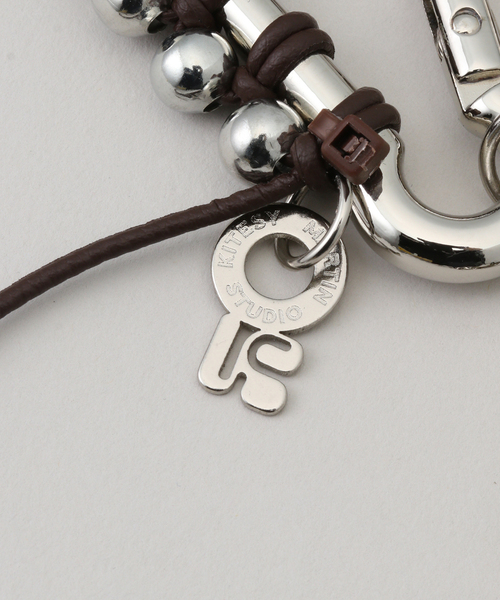 JOURNAL STANDARD（ジャーナルスタンダード）の「【KITESY MARTIN STUDIO/キテジー・マルタン・スタジオ】 LE ENZO CARABINELKE（キーケース/キーアクセサリー・レディース・シルバー・FREE）」の4枚目の写真