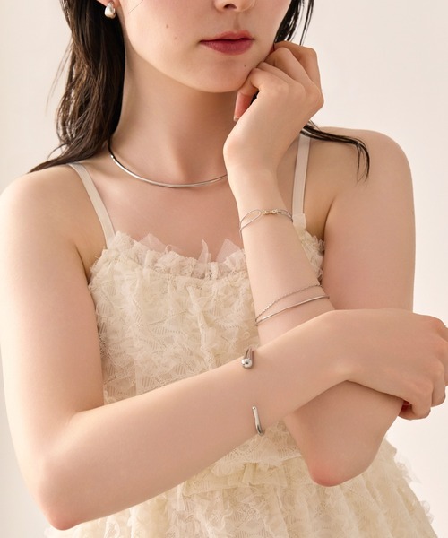 Phoebe(フィービィー)の「【金属アレルギー対応】リッチフローバングル/ニッケルフリー(バングル/リストバンド・レディース・イエローゴールド/シルバー・FREE)」の12枚目の写真