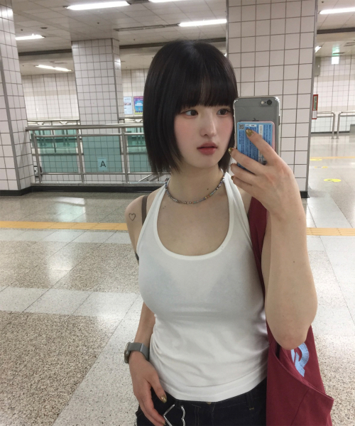 AWESOME STUDIO（オーサムスタジオ）の「エッセンセル ホルタートップ アイボリー（Tシャツ/カットソー・レディース・アイボリー・FREE）」の3枚目の写真