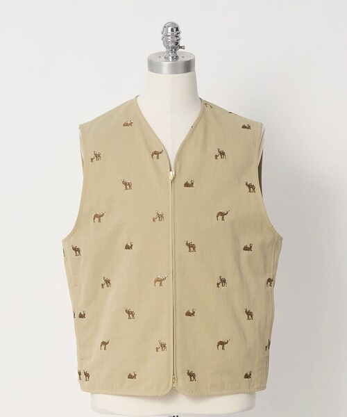 LOEFF(ロエフ)の「<LOEFF>キャメル エンブロイダリー チノ ベスト UNISEX(ベスト・レディース・ベージュ・2/0)」の17枚目の写真