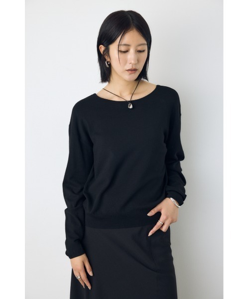AZUL by moussy(アズールバイマウジー)の「【洗濯OK♪】大人気定番!格上げ前後2WAYネックニット 長袖 秋服 冬服 ニットトップス ウォッシャブルニット(ニット/セーター・レディース・ブラック/レッド/オフホワイト/杢グレー・MEDIUM/SMALL)」の1枚目の写真