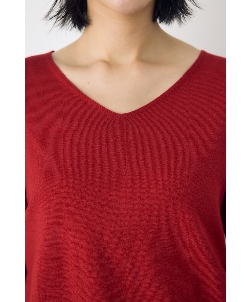 AZUL by moussy(アズールバイマウジー)の「【洗濯OK♪】大人気定番!格上げ前後2WAYネックニット 長袖 秋服 冬服 ニットトップス ウォッシャブルニット(ニット/セーター・レディース・ブラック/レッド/オフホワイト/杢グレー・MEDIUM/SMALL)」の7枚目の写真
