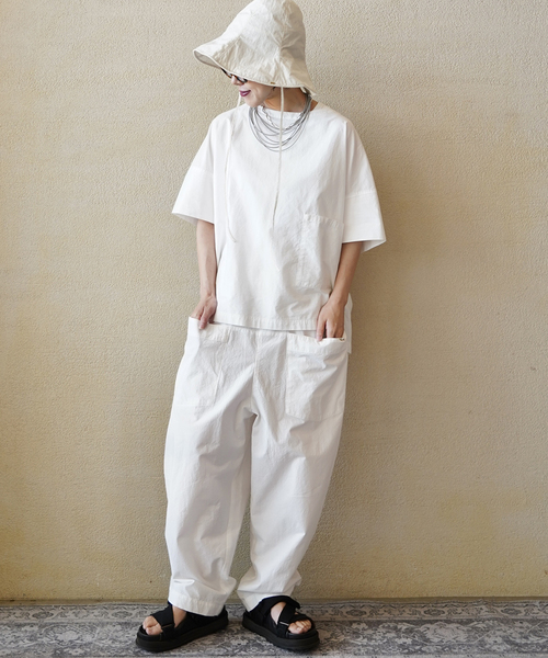 JOURNAL STANDARD LUXE(ジャーナルスタンダード ラックス)の「バフワッシャー ポケパンツ(その他パンツ・レディース・ホワイト/ブラック・SMALL/MEDIUM)」の4枚目の写真
