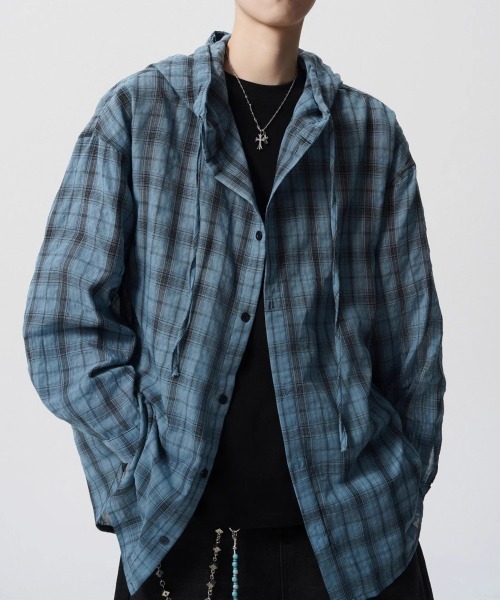 NEW GENTLEMAN(ニュージェントルマン)の「エレメントチェッカー オーバーサイズ シャツパーカー(シャツ/ブラウス・メンズ・ダークグレー/ホワイト/ネイビー・M/L)」の20枚目の写真