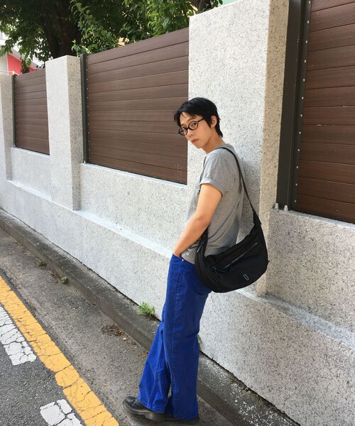 VUNQUE（ブンク）の「パーフェクトモータークロスM (            ) ブラック（ショルダーバッグ・メンズ・ブラック・FREE）」の8枚目の写真