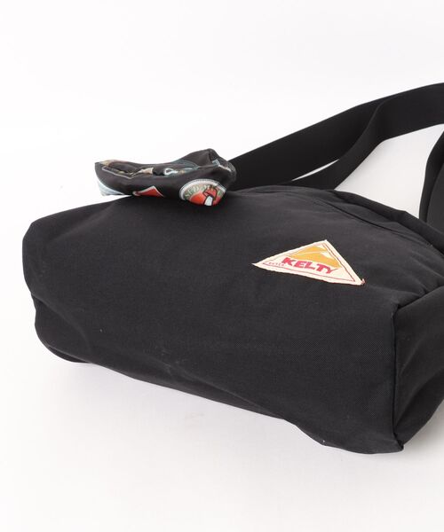 KELTY（ケルティ）の「【KELTY】LIMITED ROUND TOP BAG M（ショルダーバッグ・レディース・タン/ブラック/オリーブ・ONE SIZE）」の4枚目の写真