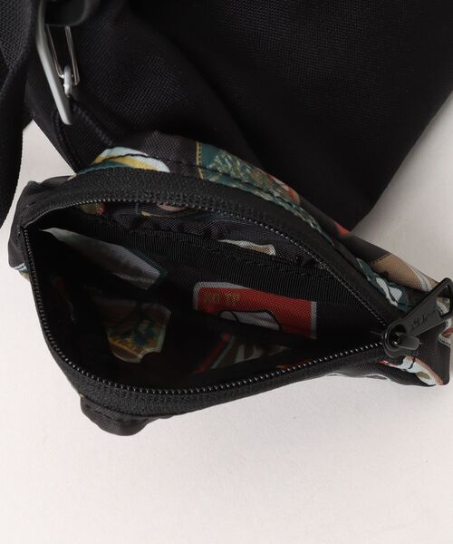 KELTY（ケルティ）の「【KELTY】LIMITED ROUND TOP BAG M（ショルダーバッグ・レディース・タン/ブラック/オリーブ・ONE SIZE）」の6枚目の写真