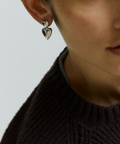 EDIT. FOR LULU(エディットフォールル)の「【Otiumberg./オティウムバーグ】 Heart Earings(ピアス(両耳用)・レディース・シルバー・FREE)」の3枚目の写真