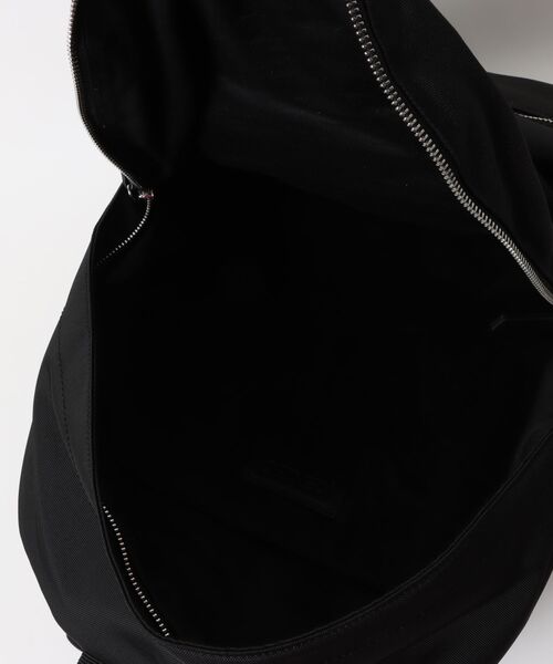 KENZO(ケンゾー)の「99KENZO JUMPING TIGER BACKPACK(メッセンジャーバッグ・メンズ・ブラック系その他・TU)」の7枚目の写真