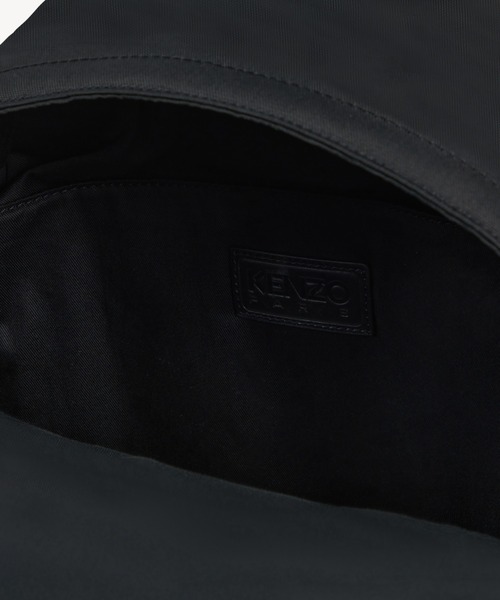 KENZO(ケンゾー)の「99KENZO JUMPING TIGER BACKPACK(メッセンジャーバッグ・メンズ・ブラック系その他・TU)」の4枚目の写真