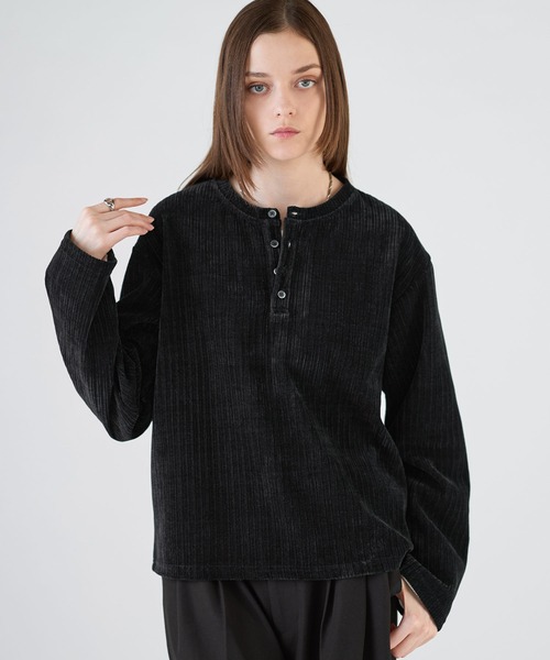 SOCCE(ソーシー)の「カットコーデュロイヘンリーネック長袖カットソー(Tシャツ/カットソー・メンズ・ブラック/ワイン/チャコール/ライトグレー/ダークブラウン・XL/S/L/M)」の14枚目の写真