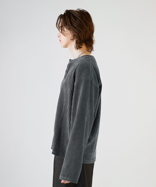 SOCCE(ソーシー)の「カットコーデュロイヘンリーネック長袖カットソー(Tシャツ/カットソー・メンズ・ブラック/ワイン/チャコール/ライトグレー/ダークブラウン・XL/S/L/M)」の20枚目の写真