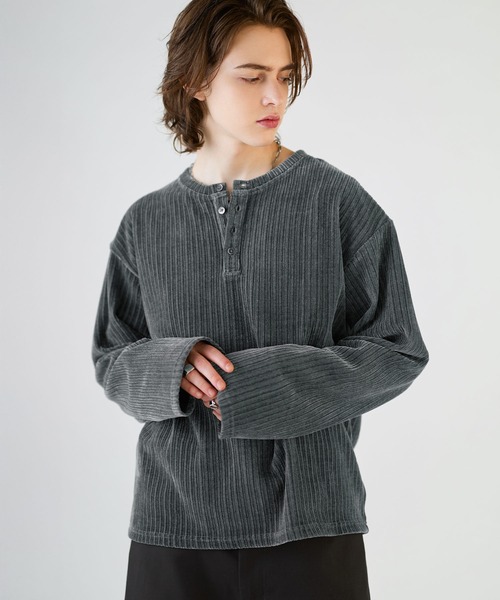 SOCCE(ソーシー)の「カットコーデュロイヘンリーネック長袖カットソー(Tシャツ/カットソー・メンズ・ブラック/ワイン/チャコール/ライトグレー/ダークブラウン・XL/S/L/M)」の17枚目の写真