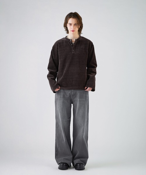 SOCCE(ソーシー)の「カットコーデュロイヘンリーネック長袖カットソー(Tシャツ/カットソー・メンズ・ブラック/ワイン/チャコール/ライトグレー/ダークブラウン・XL/S/L/M)」の8枚目の写真