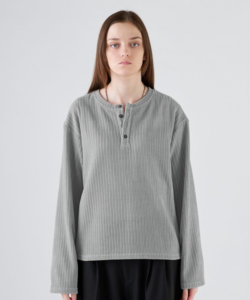 SOCCE(ソーシー)の「カットコーデュロイヘンリーネック長袖カットソー(Tシャツ/カットソー・メンズ・ブラック/ワイン/チャコール/ライトグレー/ダークブラウン・XL/S/L/M)」の21枚目の写真