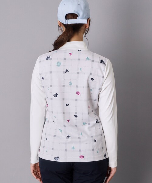 adabat(アダバット)の「フラワーチェックコンビハーフジッププルオーバー(Tシャツ/カットソー・レディース・ベージュ系その他3・40/38/42)」の3枚目の写真