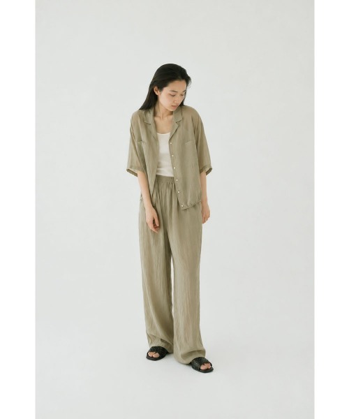 marjour(マージュール)の「SHEER RELAX PANTS(その他パンツ・レディース・ベージュ/ネイビー・M)」の3枚目の写真